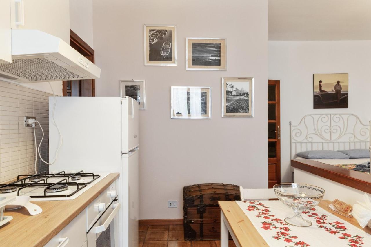 Dimora Teodora Apartment มาเตรา ภายนอก รูปภาพ