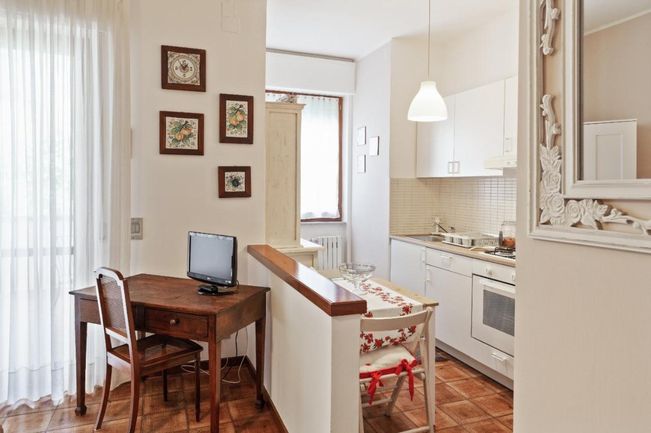 Dimora Teodora Apartment มาเตรา ภายนอก รูปภาพ