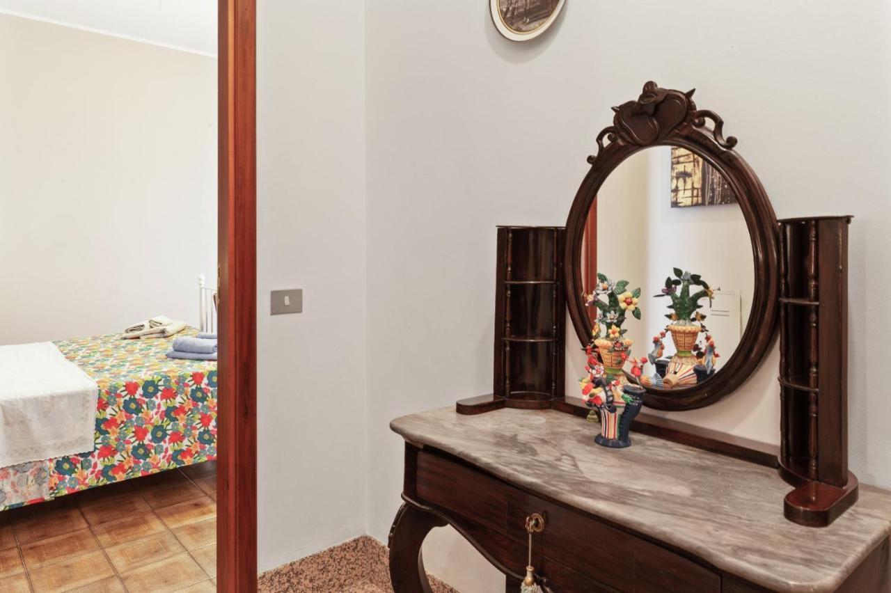 Dimora Teodora Apartment มาเตรา ภายนอก รูปภาพ